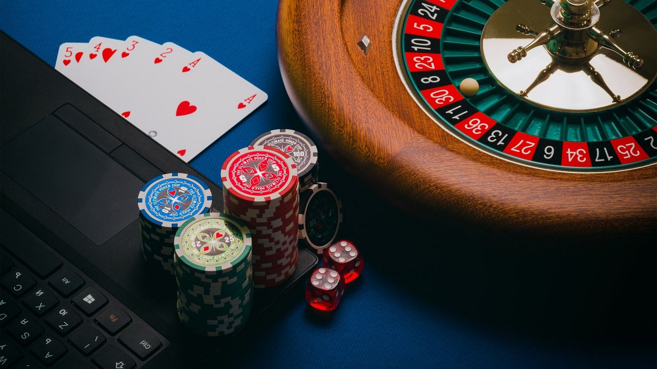 Игорное заведение Pokerdom