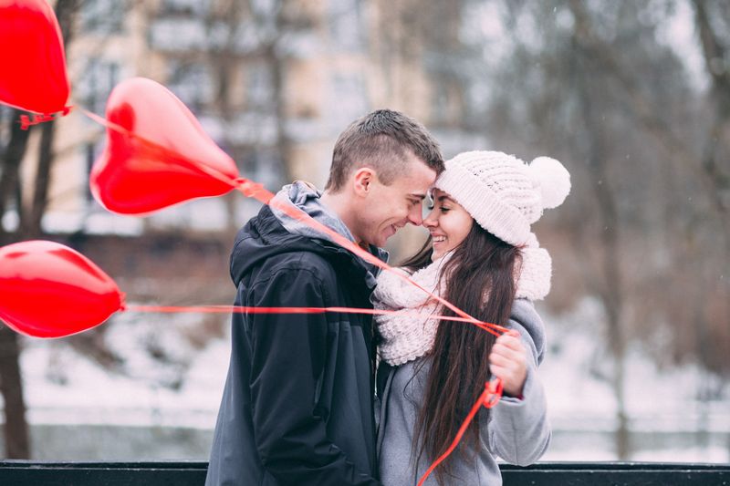 How to date a Canadian lady: Leading tips for every person